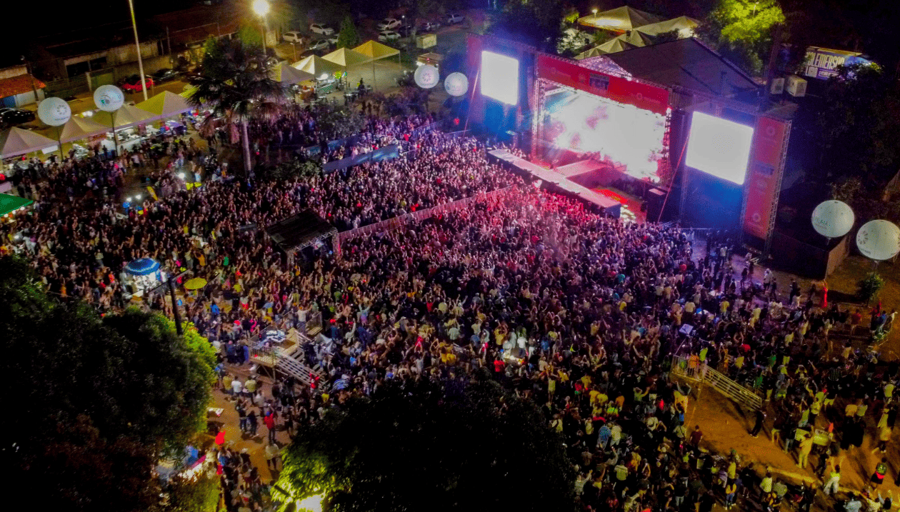 Governador Wanderlei Barbosa participa do Taquaruçu Fest com Bell Marques e reforça apoio à cultura e ao turismo no Tocantins