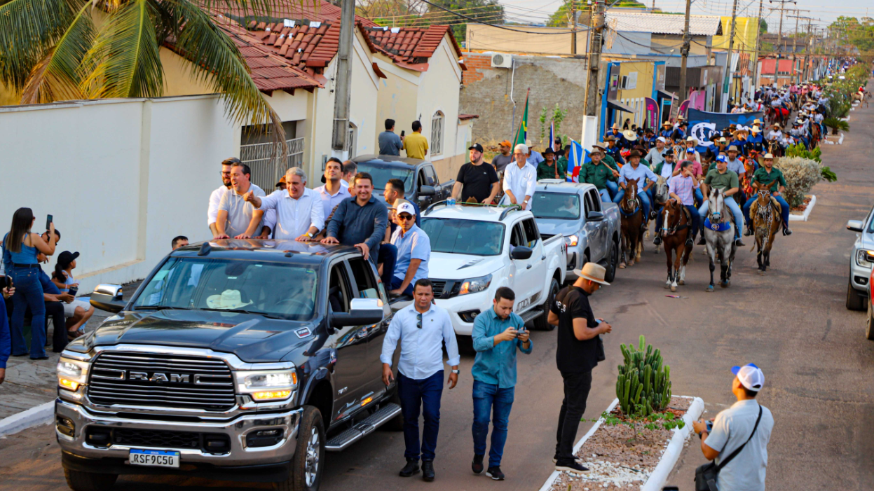 Governador Laurez Moreira participa da tradicional Cavalgada Ecológica do Cantão