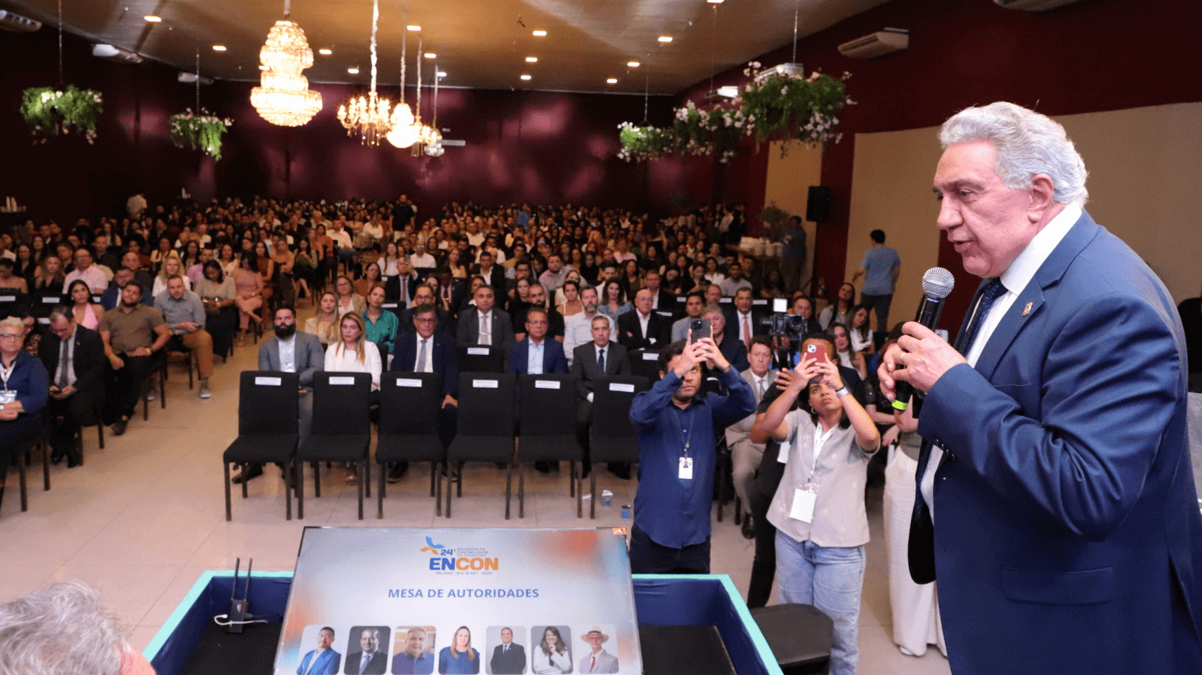Durante abertura do Encontro de Contabilidade do Tocantins, governador Laurez Moreira destaca importância da classe profissional para o desenvolvimento do estado 