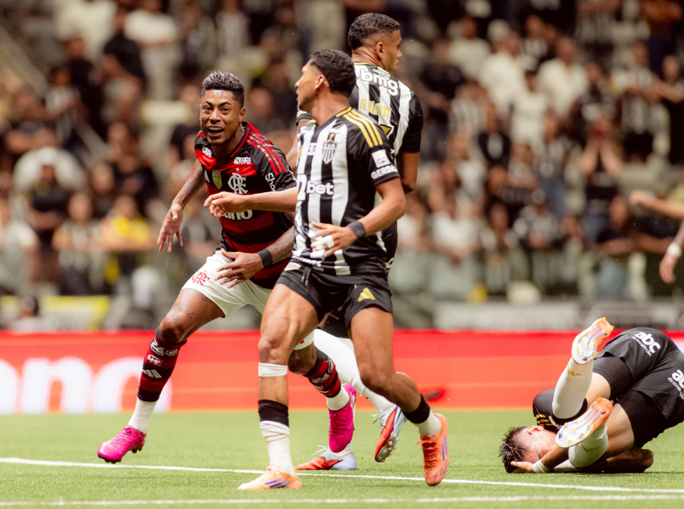 Flamengo aumenta vantagem e fica mais perto do título do brasileiro