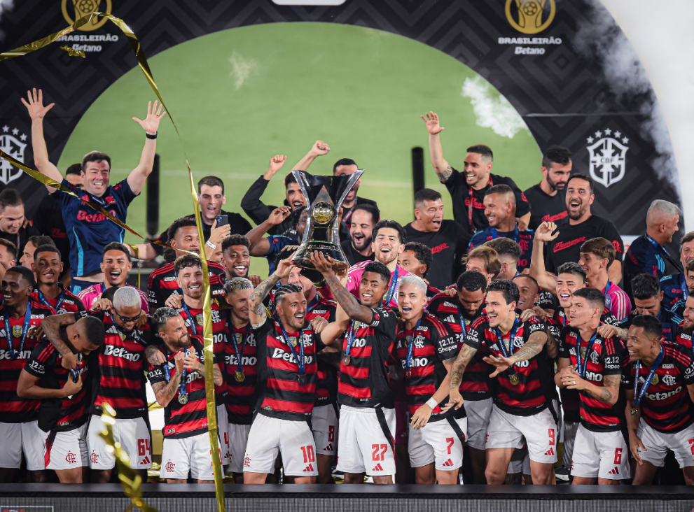 Flamengo estreia na Copa Intercontinental em duelo decisivo contra o Cruz Azul