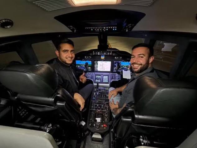 Jato de R$ 80 milhões chama atenção e revela sonho de cantor sertanejo