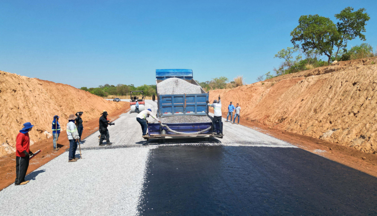 Governo do Tocantins investe mais de R$ 67 milhões na manutenção da malha rodoviária e intensifica ações durante o período chuvoso