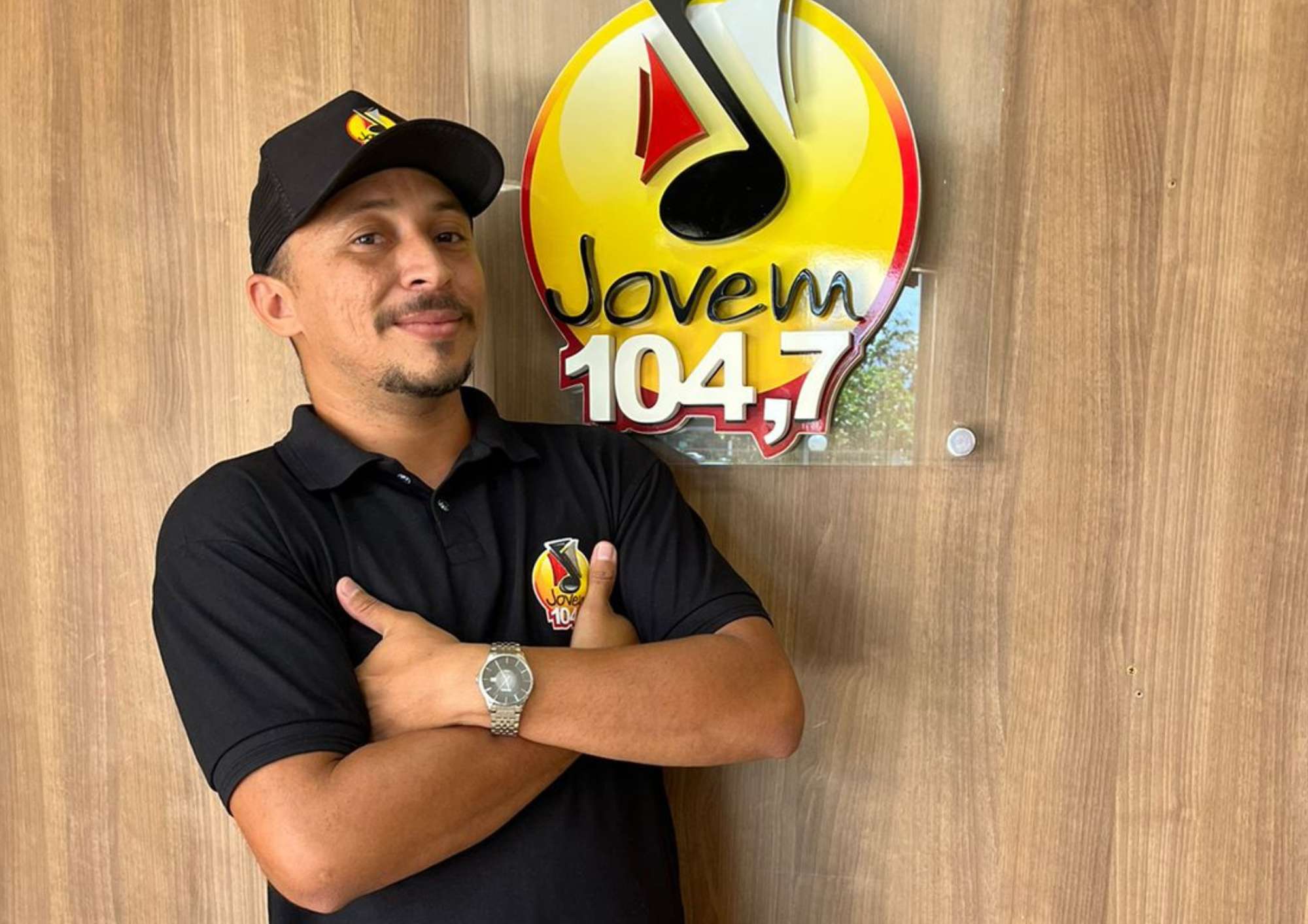 Reforço no humor: Miquéias Show estreia na líder Jovem FM e promete sacudir o “De Papo com a Jovem”