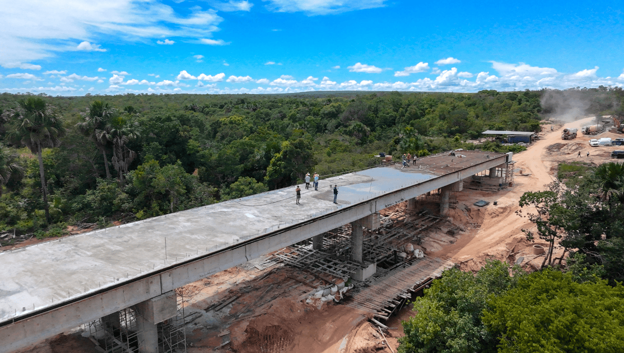 Governo do Tocantins avança nas obras da Ponte Caracol, no Jalapão, com 75% de execução e entrega prevista para abril