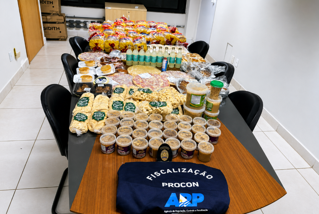Prefeitura apreende mais de 300 produtos irregulares durante fiscalizações em estabelecimentos comerciais