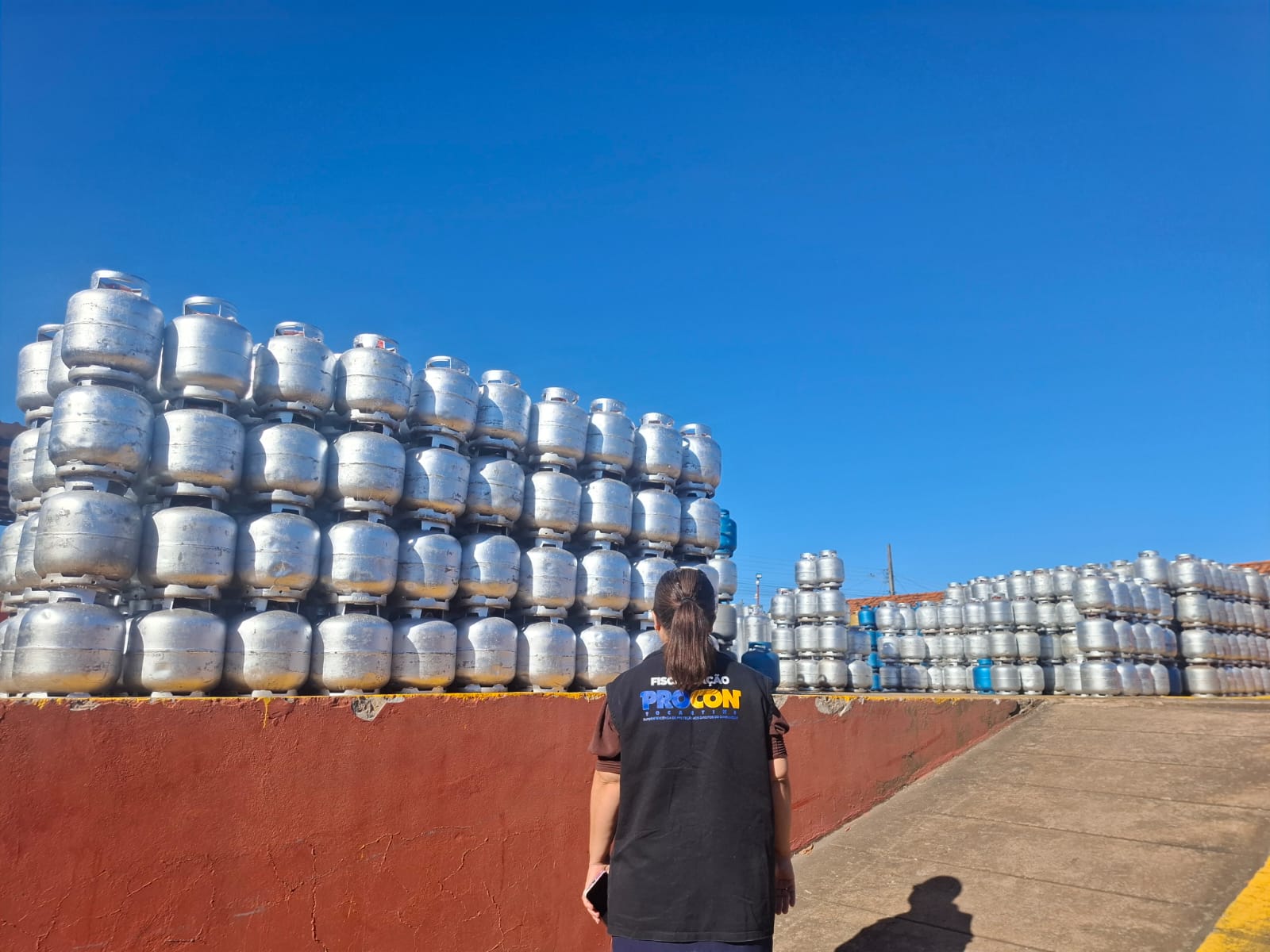 FOTO 1 - PROCON Procon Tocantins realiza pesquisa em 137 distribuidoras e identifica variação de até 20% no preço do gás no estado