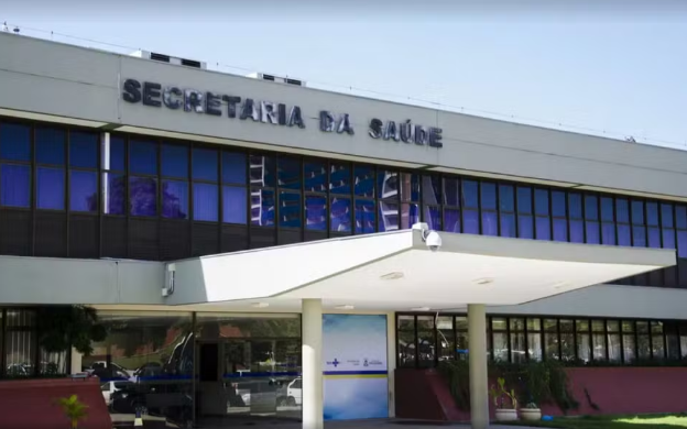 Concurso da Saúde abre 5 mil vagas nesta segunda; salário chega a R$ 17,7 mil