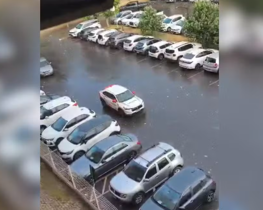 Calor de 38°C é surpreendido por chuva rápida em Palmas