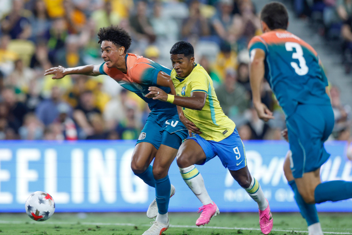 Brasil vence Austrália em jogo marcado por duas viradas