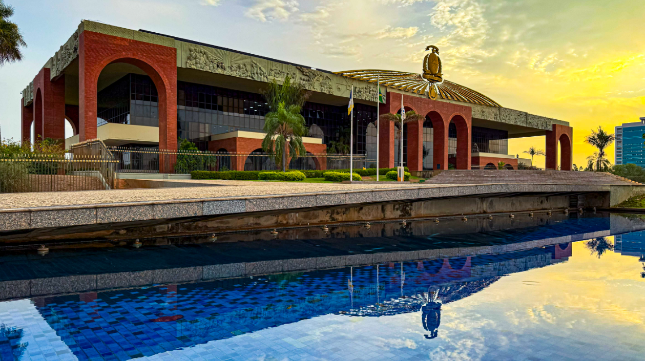 Governo do Tocantins transfere ponto facultativo do Dia do Servidor Público